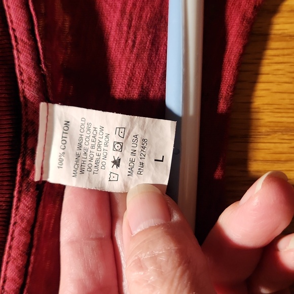 AFFLICTION Reversable Red/Black Distressed Tee Size L - Picture 3 of 7